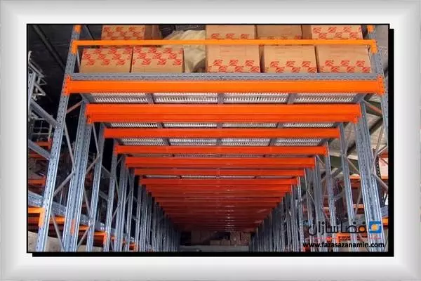 اجرای قفسه بندی پانل راک